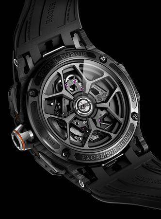 蓝宝坚尼超跑表帅翻　Roger Dubuis连自动盘都像轮缘 奢侈品牌 图3张