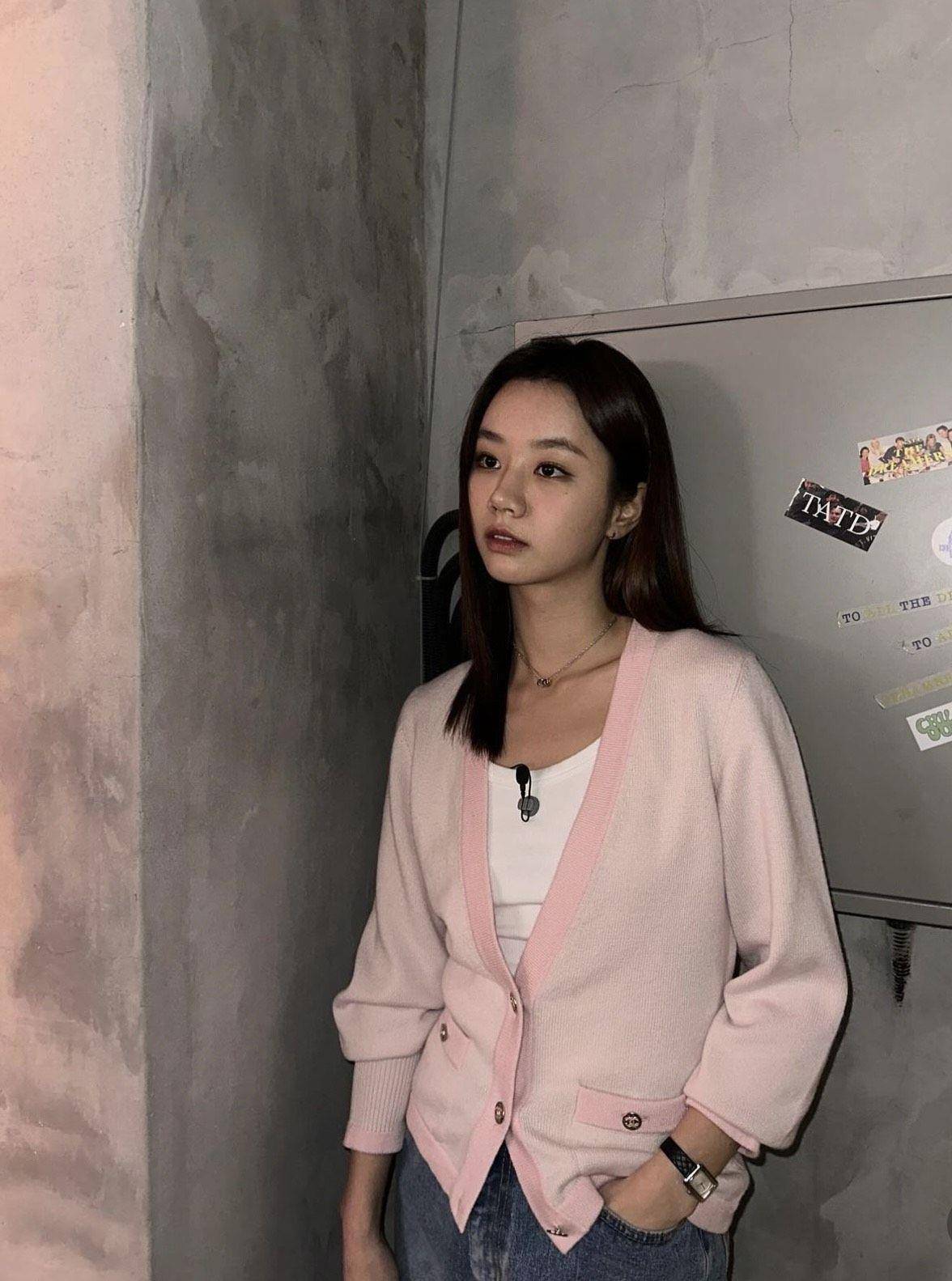 惠利个性精品上身反映性格　戴香奈儿“男友表”耍酷 奢侈品牌 图1张