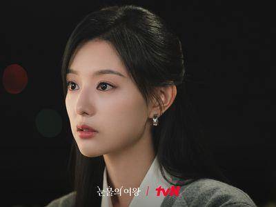 亮・珠宝／《泪之女王》金智媛耳环控　卡地亚衬女强人气势