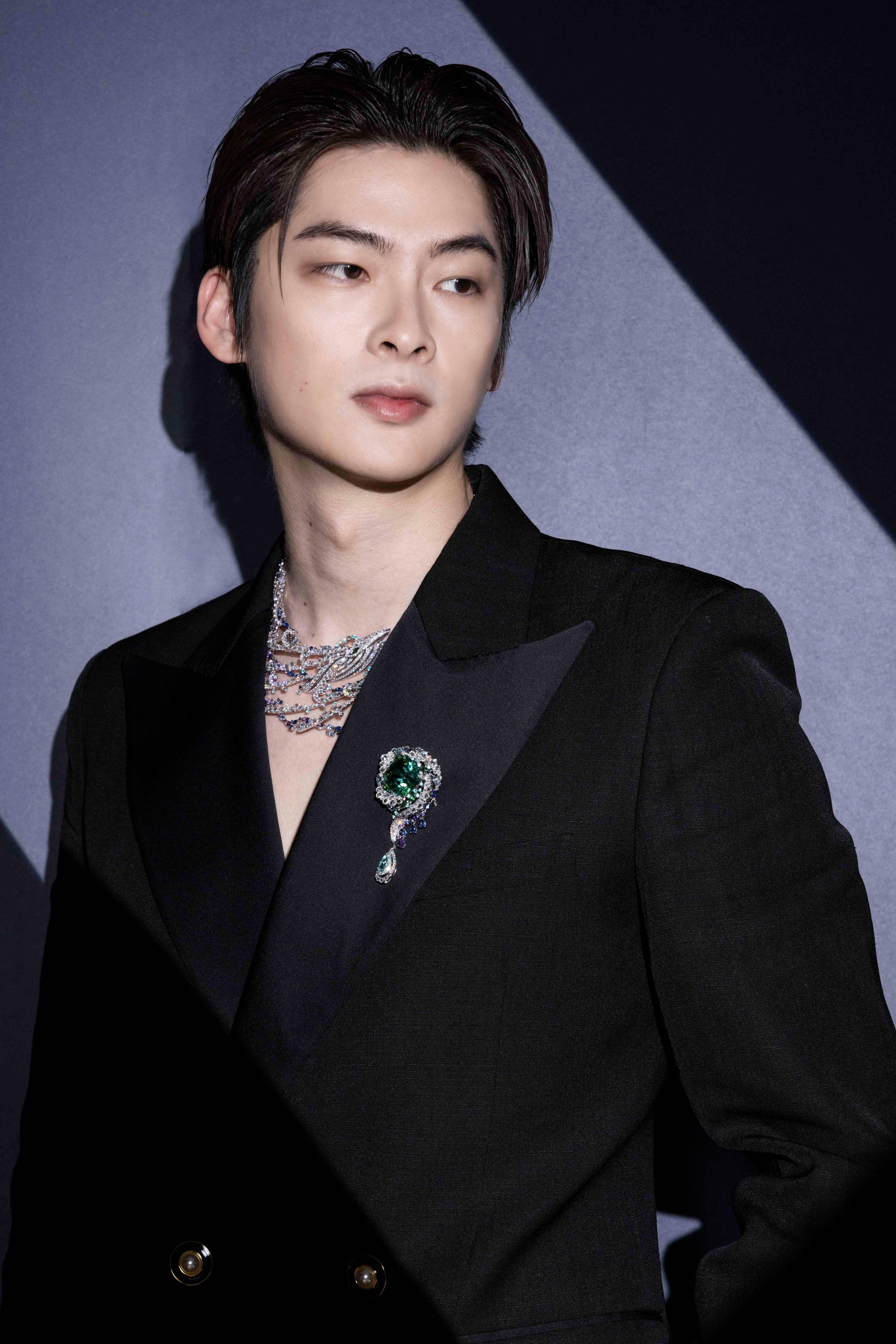 MIKIMOTO 3亿海洋珍宝登台　蓝鲸亲子项炼卡哇伊 奢侈品牌 图1张