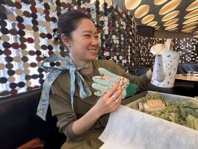 孔晓振叠搭香奈儿戒超时髦　庆生装露美腿又甜又帅