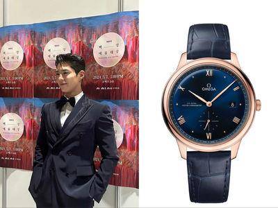 朴宝剑45万欧米茄绝配正装　百变造型迷倒粉丝