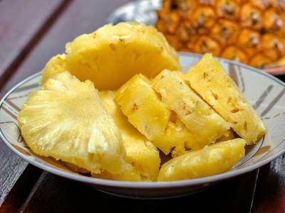 营养师教你晒不黑秘诀：这些“感光食物”晚上再吃