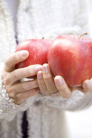 减肥必吃！营养师曝苹果的5大益处：饱足感更久还防便秘 最新资讯 图3张