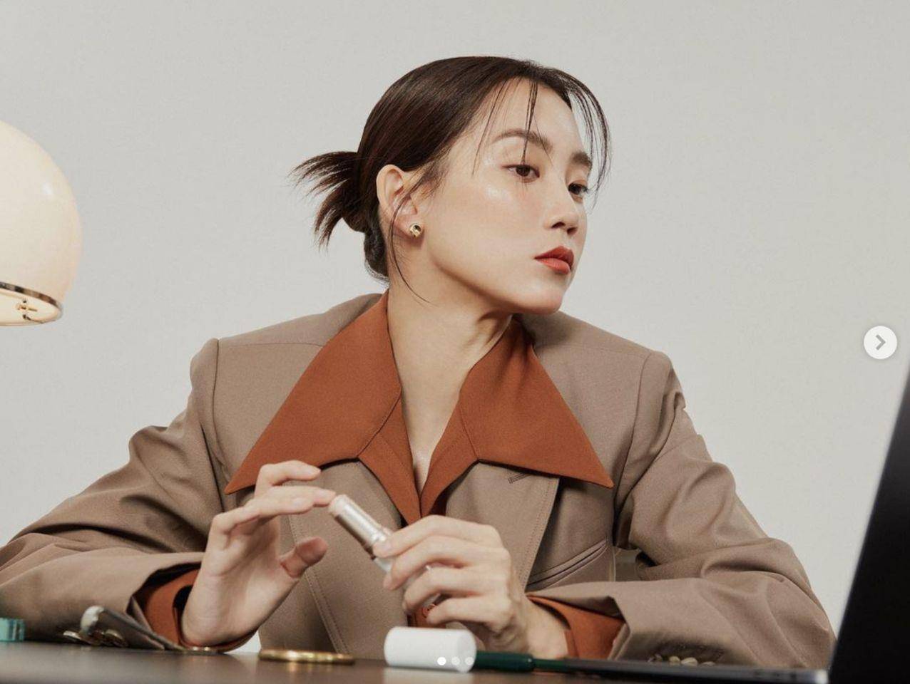 上架即缺货、一支难求！韩妞都在疯水光棒　怎么用、哪款好一篇看懂 最新资讯 图1张