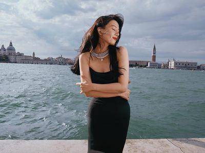 高圆圆美人鱼曲线迷死人 威尼斯秀珠宝气质大胜