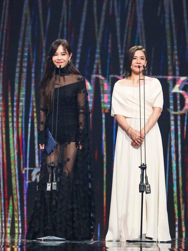 没上红毯太可惜！A-Lin、艾怡良压轴颁奖礼服美炸　知情人都发现竟是撞牌 时尚穿搭 图8张
