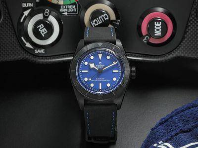 蓝面帝舵表原来是赛车服色　配哑黑色陶质表壳超帅