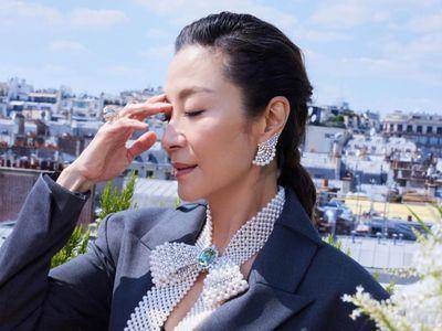 夏日爆汗沾珠宝 简单清洁首推柔软干布擦拭