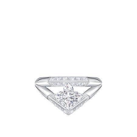 郭雪芙最爱指间bling bling　首次见LV独家钻就想打包 奢侈品牌 图1张