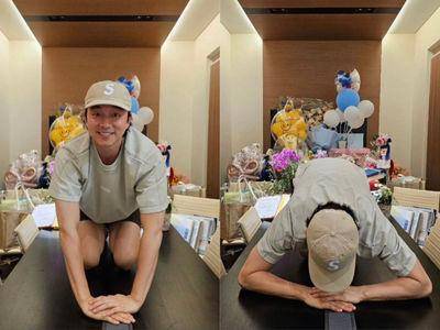 孔刘生日礼物堆成山　潮流装扮跪谢粉丝厚爱