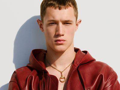 Gucci马衔炼珠宝掳获时尚男女　经典造型与包鞋配成套