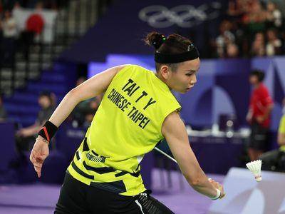 戴资颖奥运幸运首饰戴好戴满开红盘　金耳扣超时髦