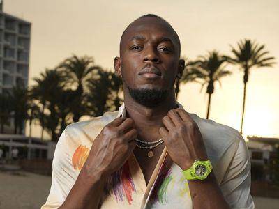 “牙买加闪电”波特秀名表品味　亮黄陀飞轮表高调极了