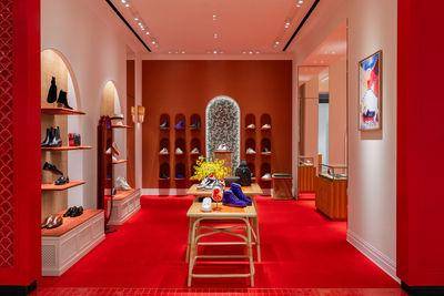 女人无法抗拒的美店！一秒置身葡萄牙度假别墅　满满“巨星高跟”同款试穿