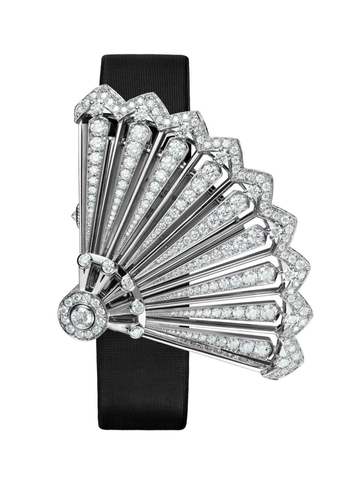 演活黛妃的190公分女神制霸红毯 戴长耳环、绝版钻表美出新高度 内容图5 潮正奢/潮品文/潮臻社-实时追踪全球最新奢侈品牌新闻资讯的官网站! ▲▼ 伊莉莎白戴比基 。(图/公关照)