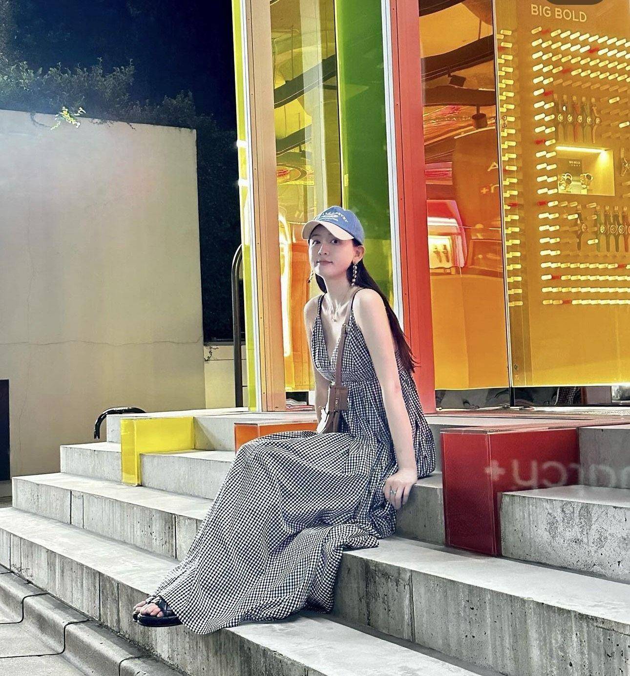 陈乔恩婚礼前开箱逾30万精品礼物　喜收Gucci包、Roger Vivier鞋 时尚穿搭 图1张