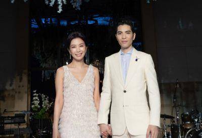 萧敬腾晒爱妻13.33克拉巨钻婚戒　戴7700万Tiffany珠宝闪爆婚宴