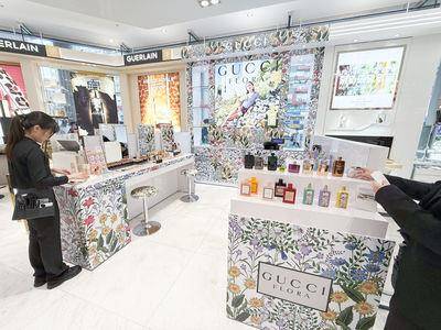 GUCCI美妆首个中国台湾快闪柜登场！粉底液25个色选、唇彩8系列让人选择障碍