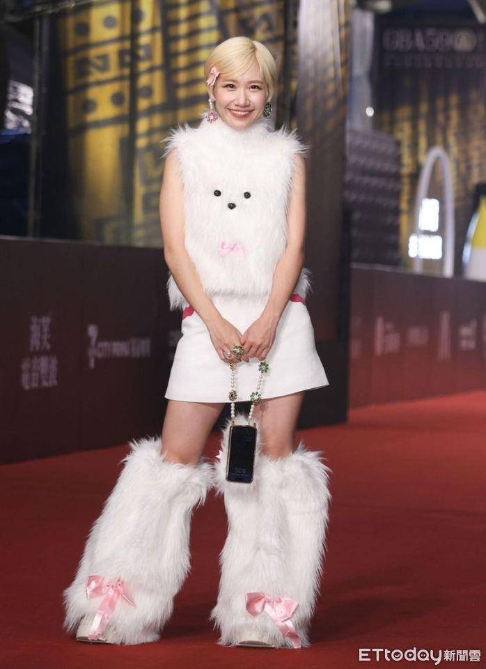 金钟五美／网友票选任容萱红毯最美　莎莎差0.6分紧追在后 时尚穿搭 图2张