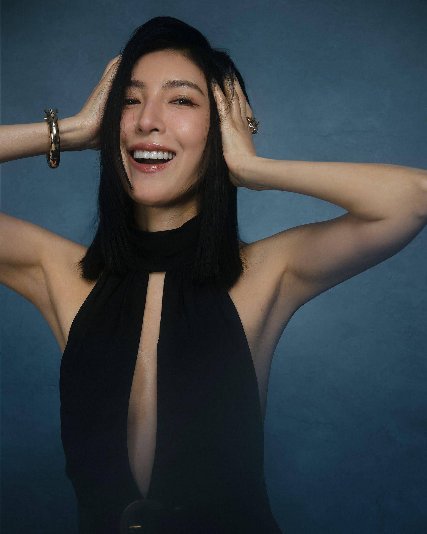 杨谨华感情事业两得意　百万美钻上身闪耀幸福光 名人名流 图4张