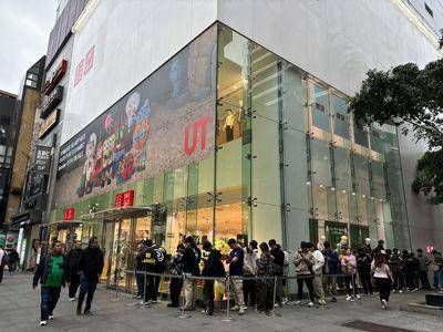 UNIQLO海绵宝宝联名今开卖!粉丝一早排队抢购 首个完售品项曝光