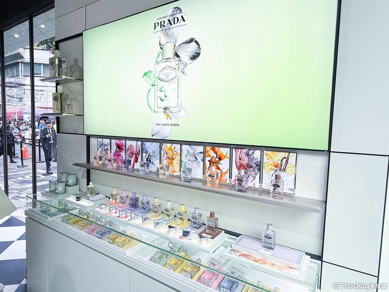 PRADA BEAUTY旗舰快闪店开幕！粉丝两天前就来排队等ENHYPEN 最新资讯 图2张