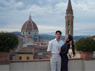 汶莱王子妃望着“亚洲最帅王子”甜出汁　香奈儿、爱马仕齐放闪