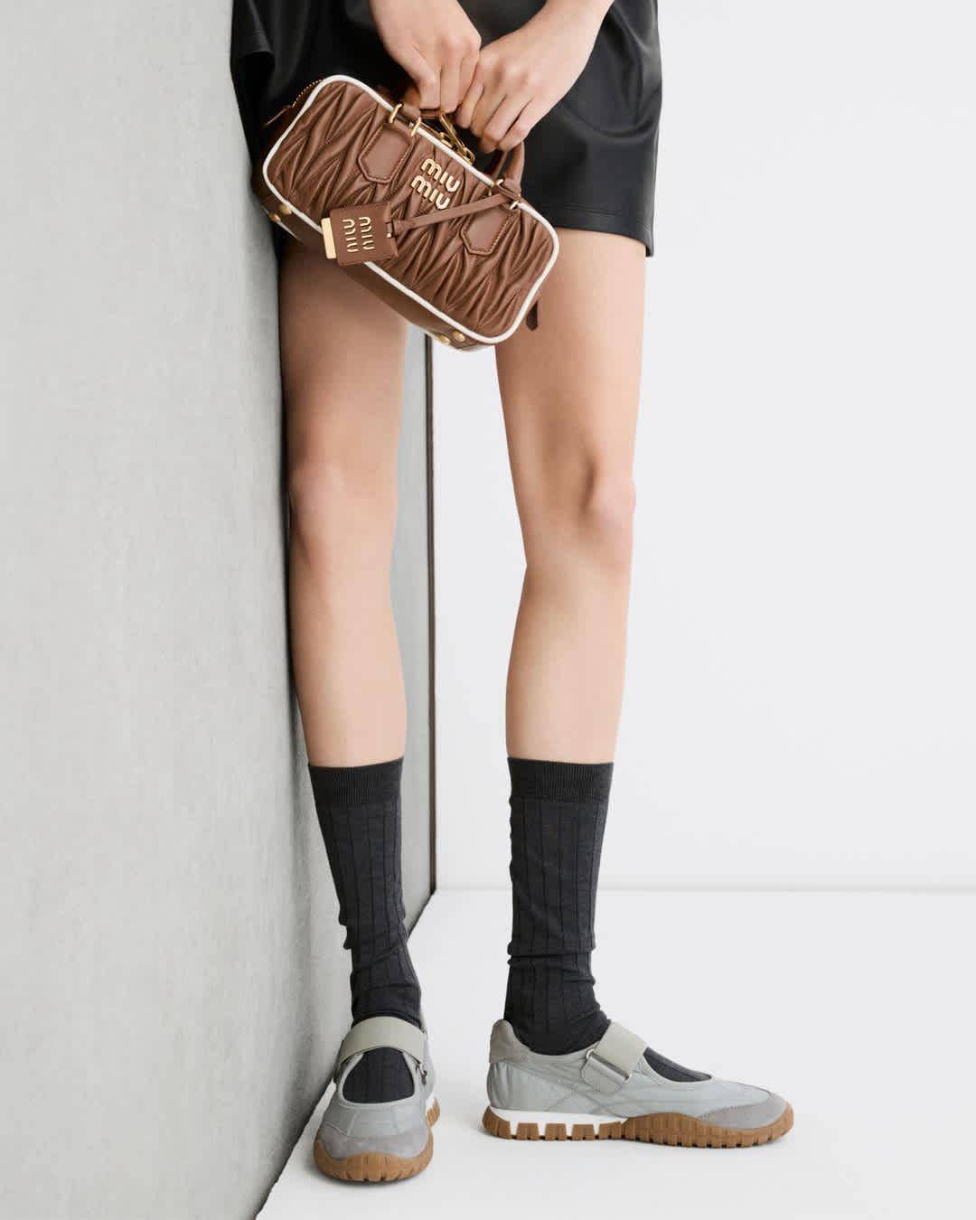 MIU MIU新芭蕾舞运动鞋TYRE超烧登场！Balenciaga全皮革Monday鞋潮翻 时尚穿搭 图6张