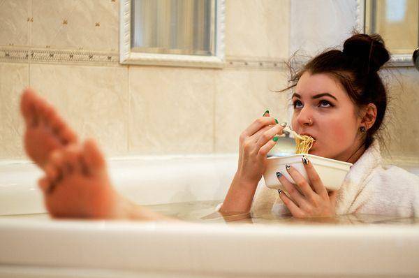 最近开始爱吃面食？女生变胖的“5个征兆”　早知道早防范 最新资讯 图1张