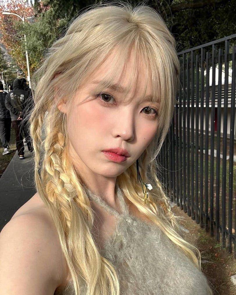 让人惊艳的韩星金发女神　Rosé根本人生发色、朴宝英外层挑染热议 最新资讯 图6张