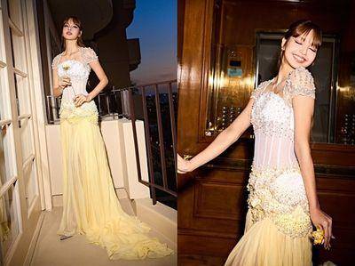 Lisa《白莲花大饭店3》首映同款高跟鞋神到了　蝴蝶结＋水钻英国皇室也爱穿