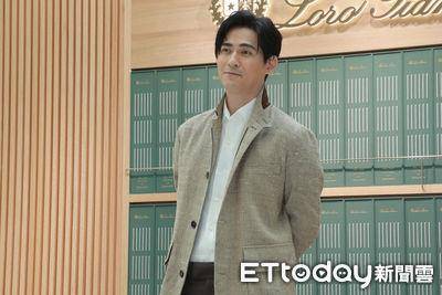 周渝民谈大S骤逝“家属的情绪更重要”　久违现身妻爱牌Loro Piana快闪店