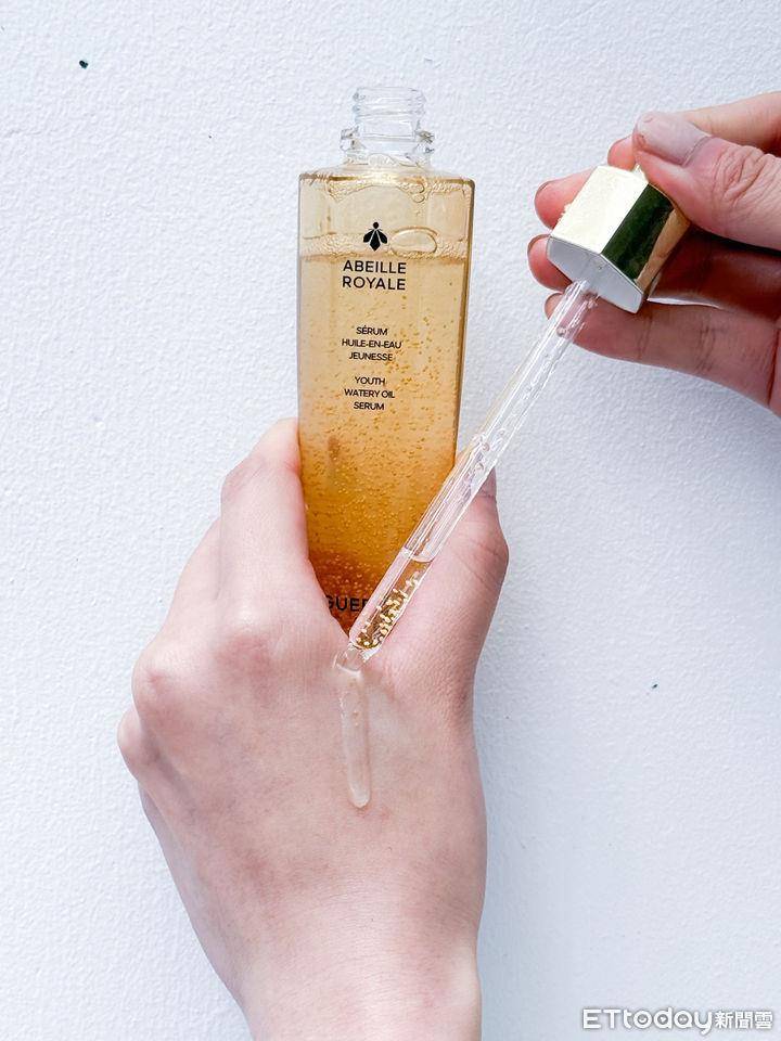 一滴入肌！顶奢蜂油竟是超狂水感　爱尔兰与挪威小黑蜂助攻抗老力 最新资讯 图2张