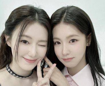 (G)I-DLE化妆师教韩系上镜眼妆画法　强化线条感、液态腮红增加氛围