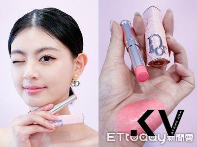 把芭蕾舞风穿上唇!连Jisoo都无法抵抗的粉究竟有多可爱