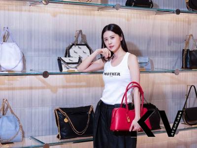 林予晞爱STELLA McCARTNEY全素马鞍包　自招跟“娱乐记者”都是西装控