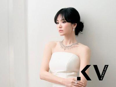 宋慧乔纯白礼服造型美出新高度　高级珠宝衬出优雅气质