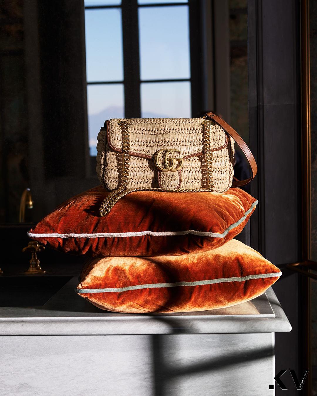 GUCCI夏日限定编织Marmont、GG 托特包！英女星抢先演绎度假穿搭 时尚穿搭 图6张