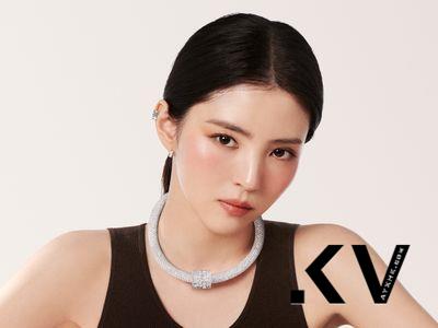 韩韶禧全钻颈炼上身气势满分　时尚宠儿珠宝怎么搭都时髦