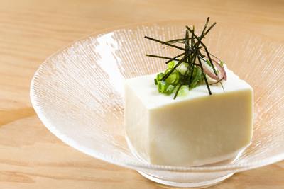 吃豆腐会白、酱油变黑？想要白皙必打破的生活迷思