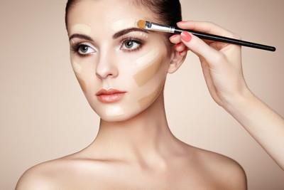 5个“化妆诈欺术”脸小一半!视觉直接瘦10kg拍照也上镜