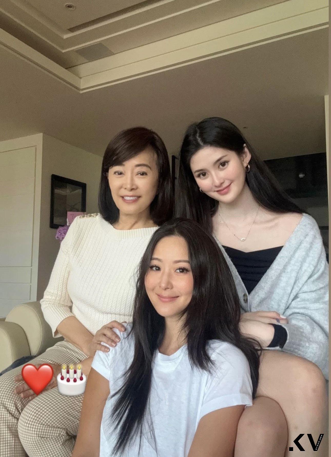 孙芸芸47岁生日晒美魔女妈妈　乐收LV大礼 时尚穿搭 图2张