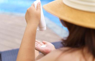 逆龄不成反增老!热水洗脸、阴天不防晒都NG