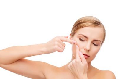 痘痘不挤应该怎么处理？医师、保养专家5步护理方案