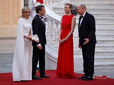 摩纳哥王妃穿LV红礼服当最美女主人　法第一夫人Dior战袍优雅同框