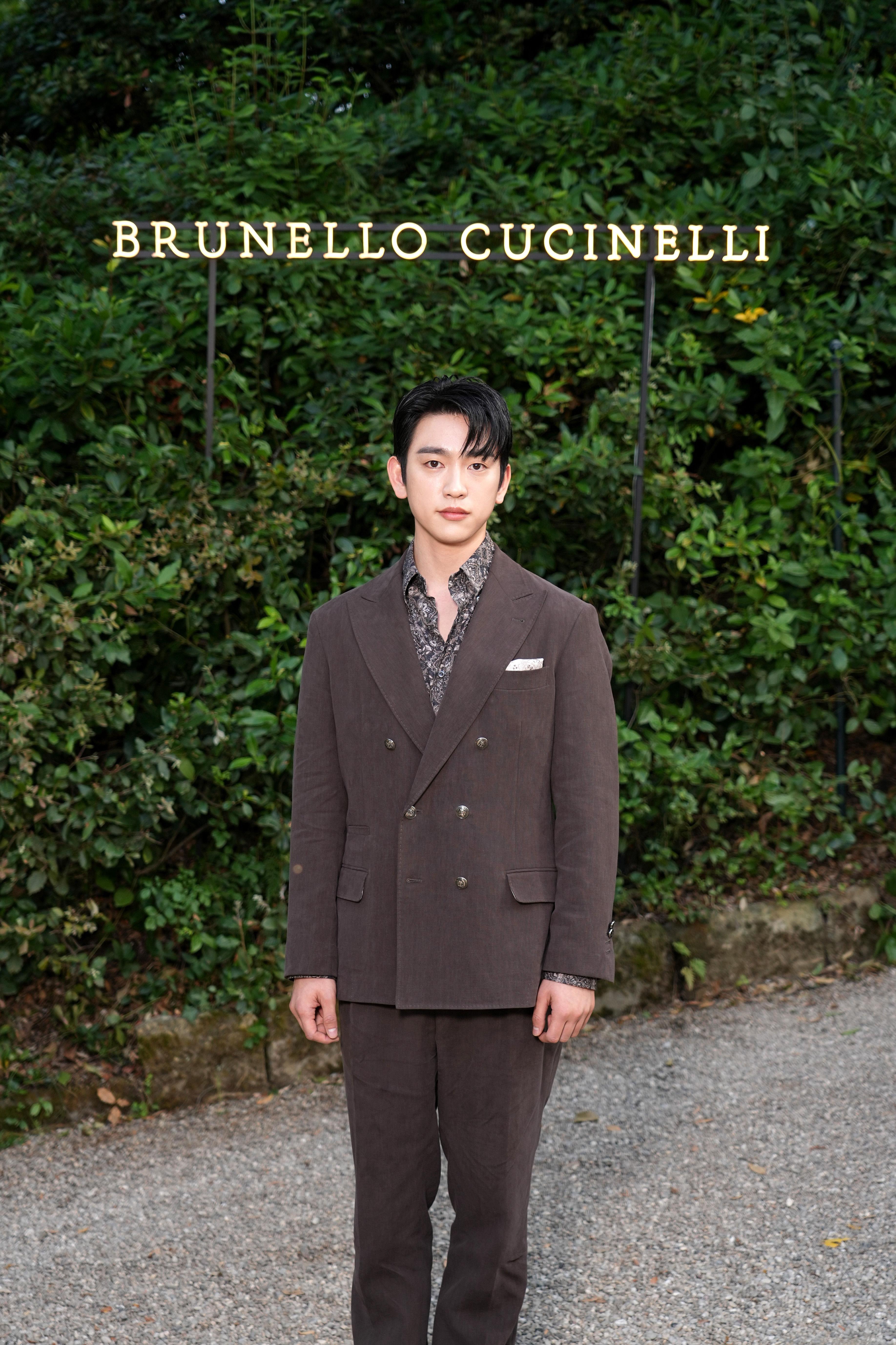 米兰男装周／金宇彬、朴珍荣西装比帅！Brunello Cucinelli与RL紫标新登场 时尚穿搭 图1张