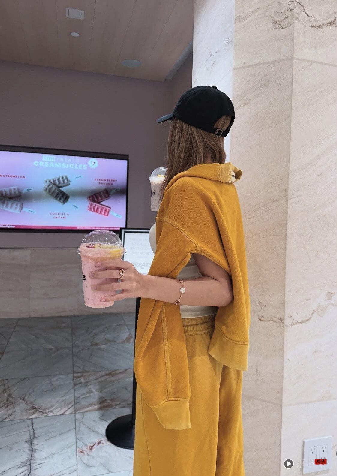 Lisa迷上人气超夯的梵克雅宝　20万小瓢虫手炼超可爱 奢侈品牌 图2张