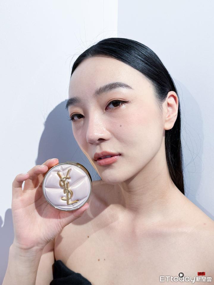 试开箱／水光妆效又能高度遮瑕！YSL粉云朵气垫实力太惊艳 最新资讯 图1张
