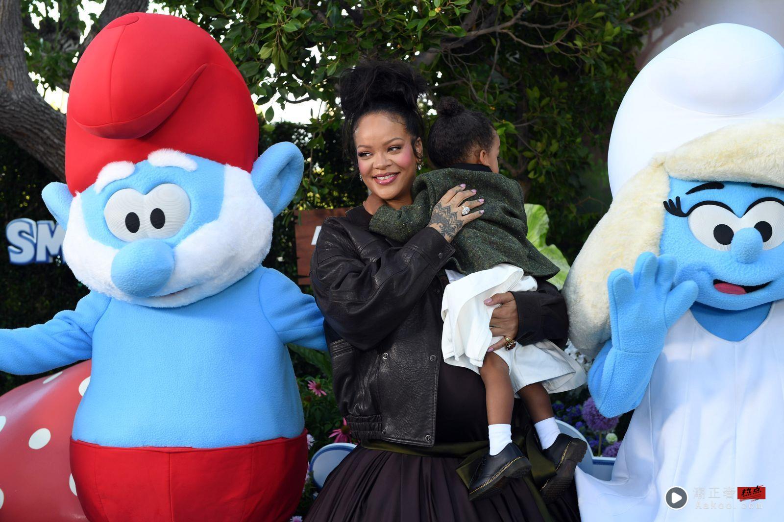 蕾哈娜带2子一起亮相电影首映　外套不穿好搭YSL蓬蓬裙吸睛全场 名人名流 图2张